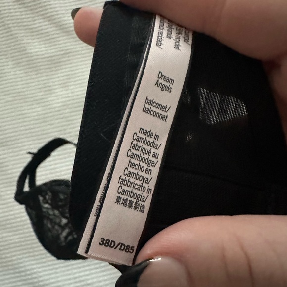 Victoria’s Secret dream angels black balconet 38D - Picture 4 of 4